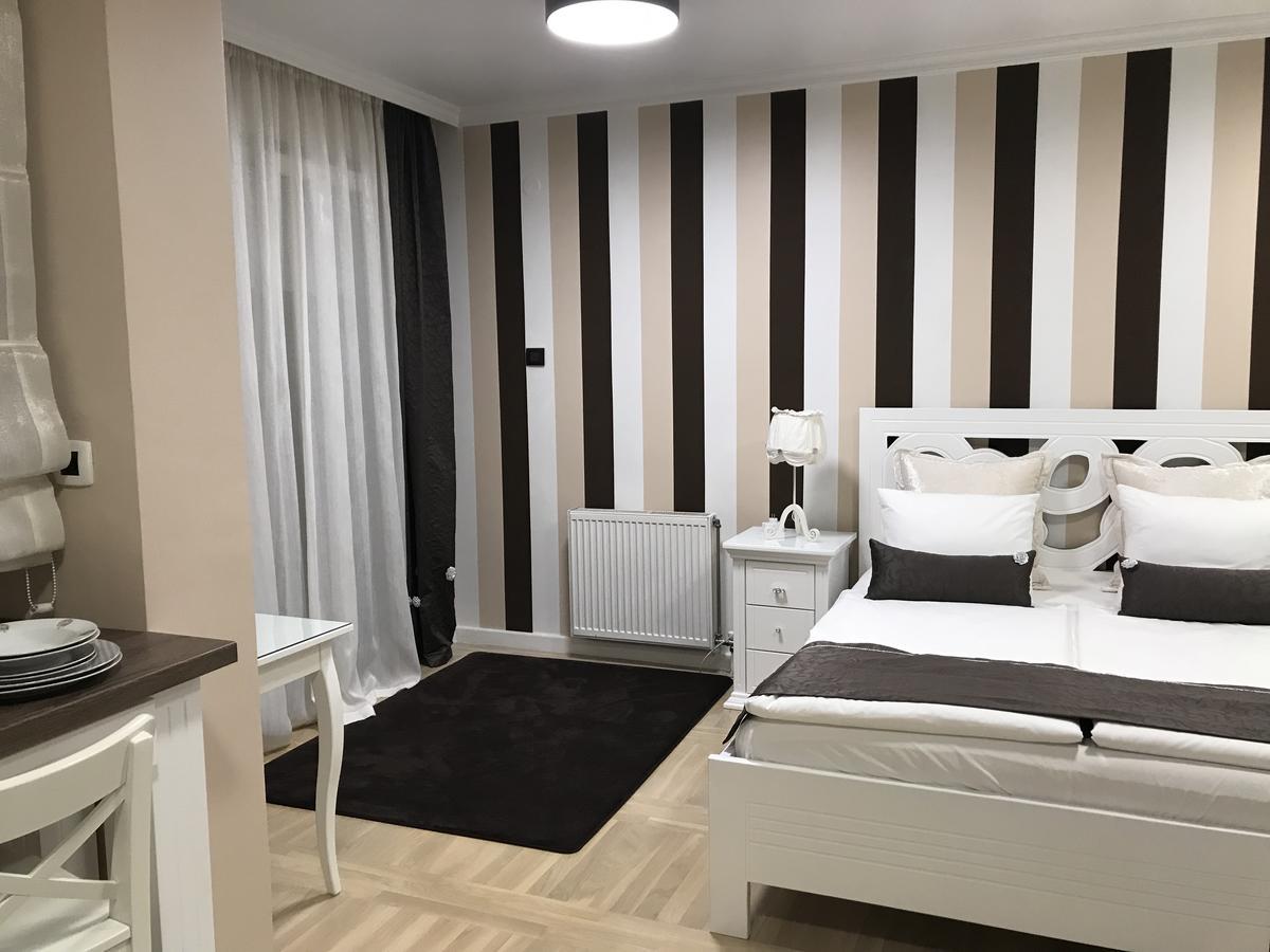נובי סאד Lux New White Apartment מראה חיצוני תמונה